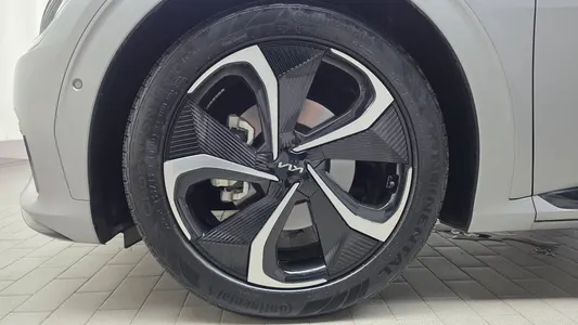 Kia EV6 2021 5
