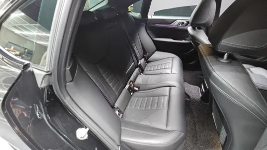 BMW i4 eDrive40 M 2022 12
