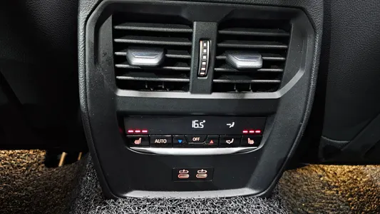 BMW i4 eDrive40 M 2022 32
