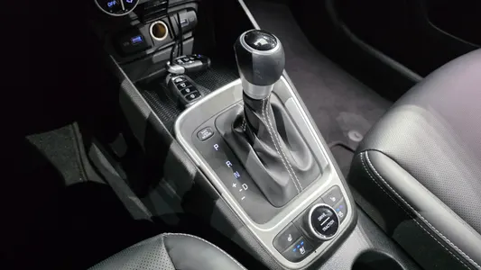 Hyundai Venue 1.6 2021 9