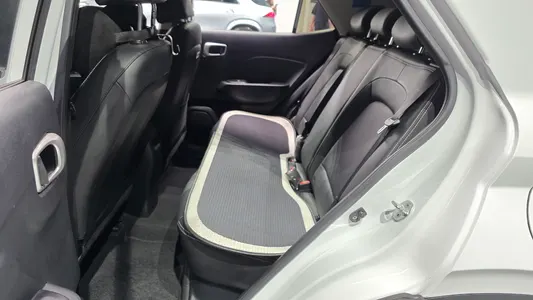Hyundai Venue 1.6 2021 11