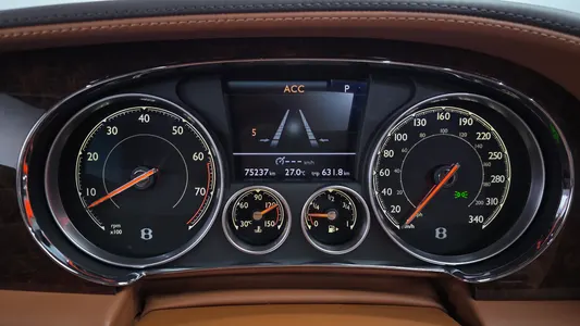 Bentley 2 6.0 2016 8