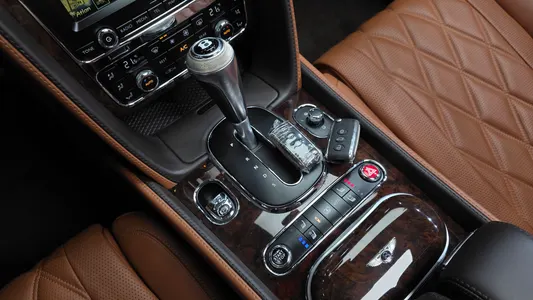 Bentley 2 6.0 2016 9