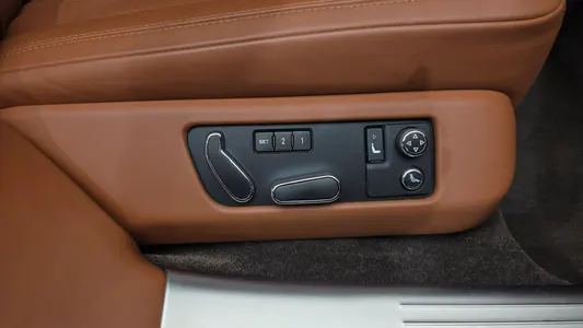 Bentley 2 6.0 2016 18