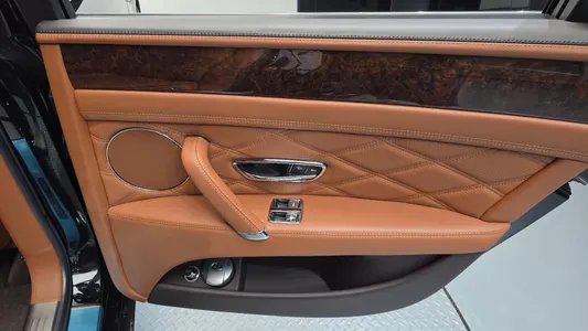 Bentley 2 6.0 2016 25