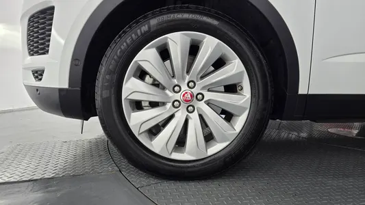Jaguar E-PACE P250 SE 2020 5