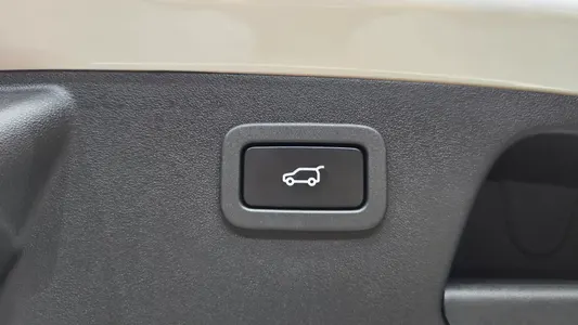 Jaguar E-PACE P250 SE 2020 20