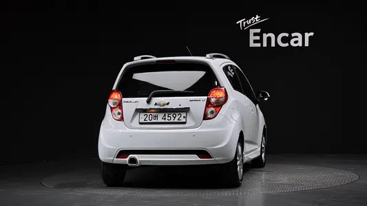 Chevrolet Spark LT 2013 4