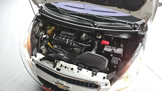 Chevrolet Spark LT 2013 6