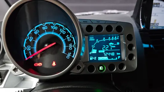 Chevrolet Spark LT 2013 8