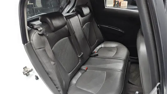 Chevrolet Spark LT 2013 27