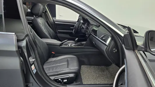 BMW 4 Series (F32) 420i 2017 11