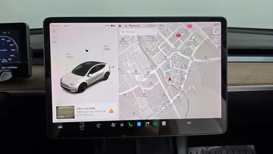 Tesla Y AWD 2021 13