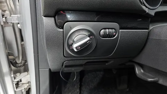 Volkswagen 6 2.0 TDI 2011 17