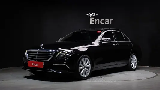 Mercedes-Benz E-Class W213 E300 2019