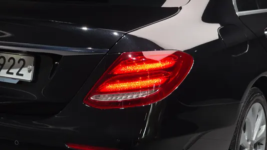 Mercedes-Benz E-Class W213 E300 2019 23