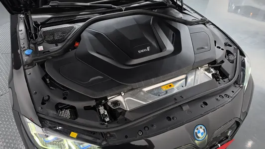 BMW i4 eDrive40 M 2022 6