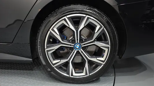 BMW i4 eDrive40 M 2022 21