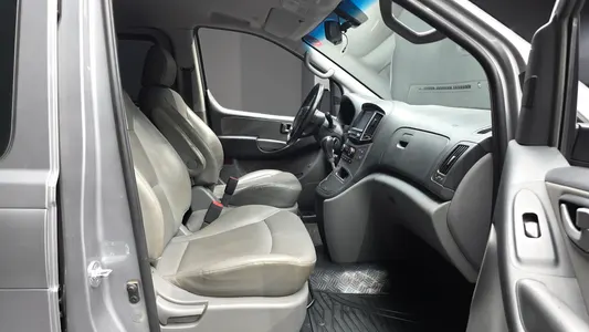 Hyundai 그랜드 스타렉스 5 2021 12