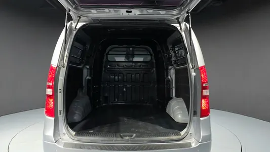 Hyundai 그랜드 스타렉스 5 2021 20