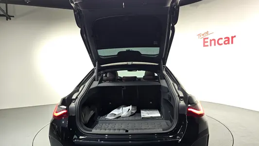 BMW i4 eDrive40 M 2022 18