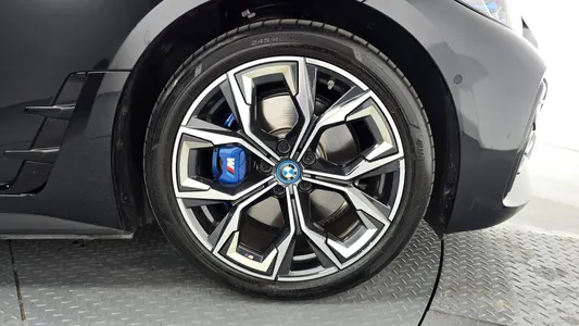 BMW i4 eDrive40 M 2022 21