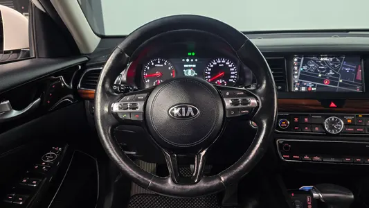 Kia K7 3.0 LPI () 2017 13