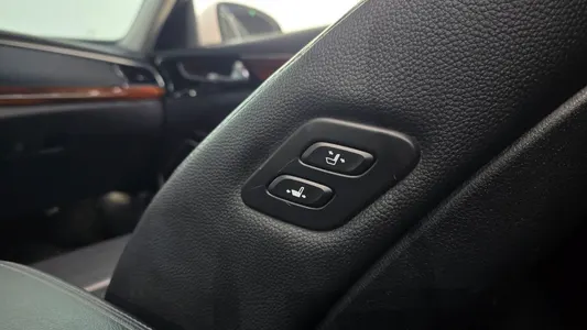 Kia K7 3.0 LPI () 2017 20