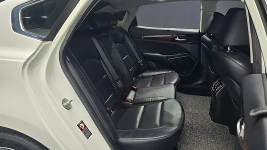 Kia K7 3.0 LPI () 2017 27