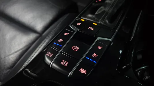 Kia K7 3.0 LPI () 2017 31
