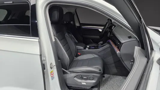 Volkswagen 3 3.0 TDI 2025 12