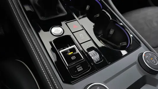 Volkswagen 3 3.0 TDI 2025 15