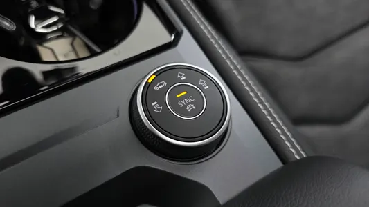 Volkswagen 3 3.0 TDI 2025 18