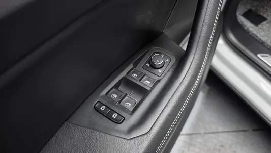 Volkswagen 3 3.0 TDI 2025 29