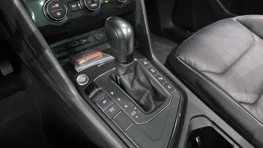Volkswagen 2 2.0 TDI 2019 9