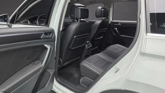 Volkswagen 2 2.0 TDI 2019 12