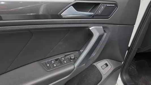 Volkswagen 2 2.0 TDI 2019 24
