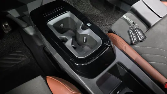 Volkswagen ID.4 2022 32