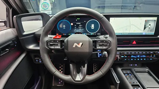 Hyundai 6 AWD 2026 12