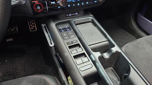 Hyundai 6 AWD 2026 16