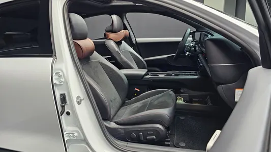 Hyundai 6 AWD 2026 26