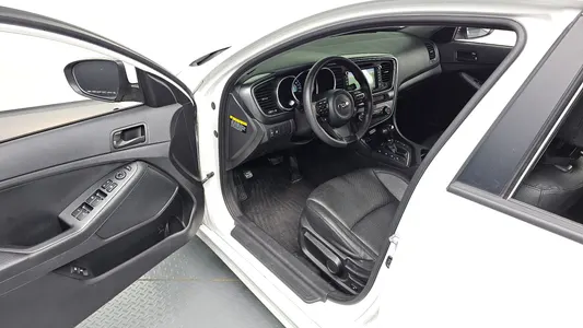 Kia K5 2015 11