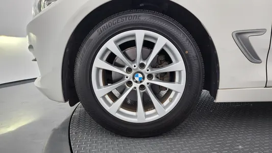 BMW 3 Series GT (F34) GT 320d 2020 5
