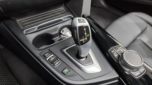 BMW 3 Series GT (F34) GT 320d 2020 9