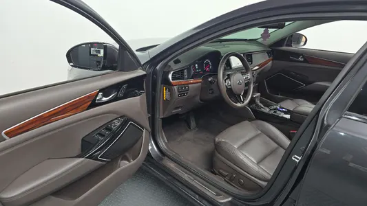 Kia K7 3.3 GDI 2017 10