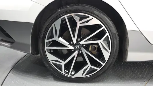 Hyundai Ioniq 6 2022 5