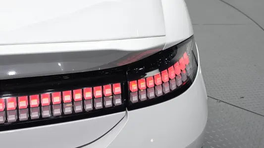 Hyundai Ioniq 6 2022 23