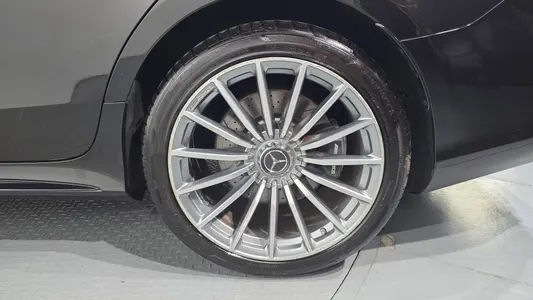 Mercedes-Benz AMG GT 4 43 4MATIC+ 2021 21