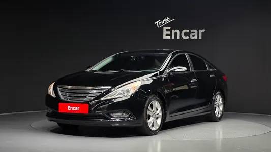 Hyundai YF LPI () 2010