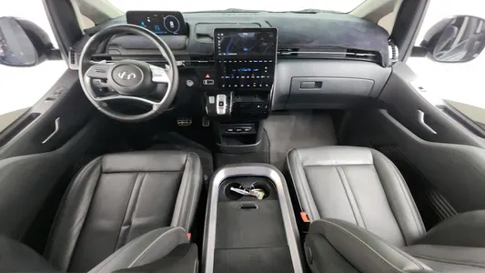 Hyundai Staria 4WD 9 2022 7